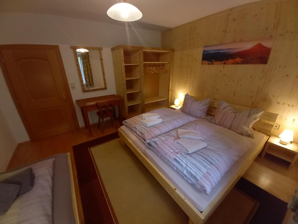 Appartement Iva Flattach Bagian luar foto