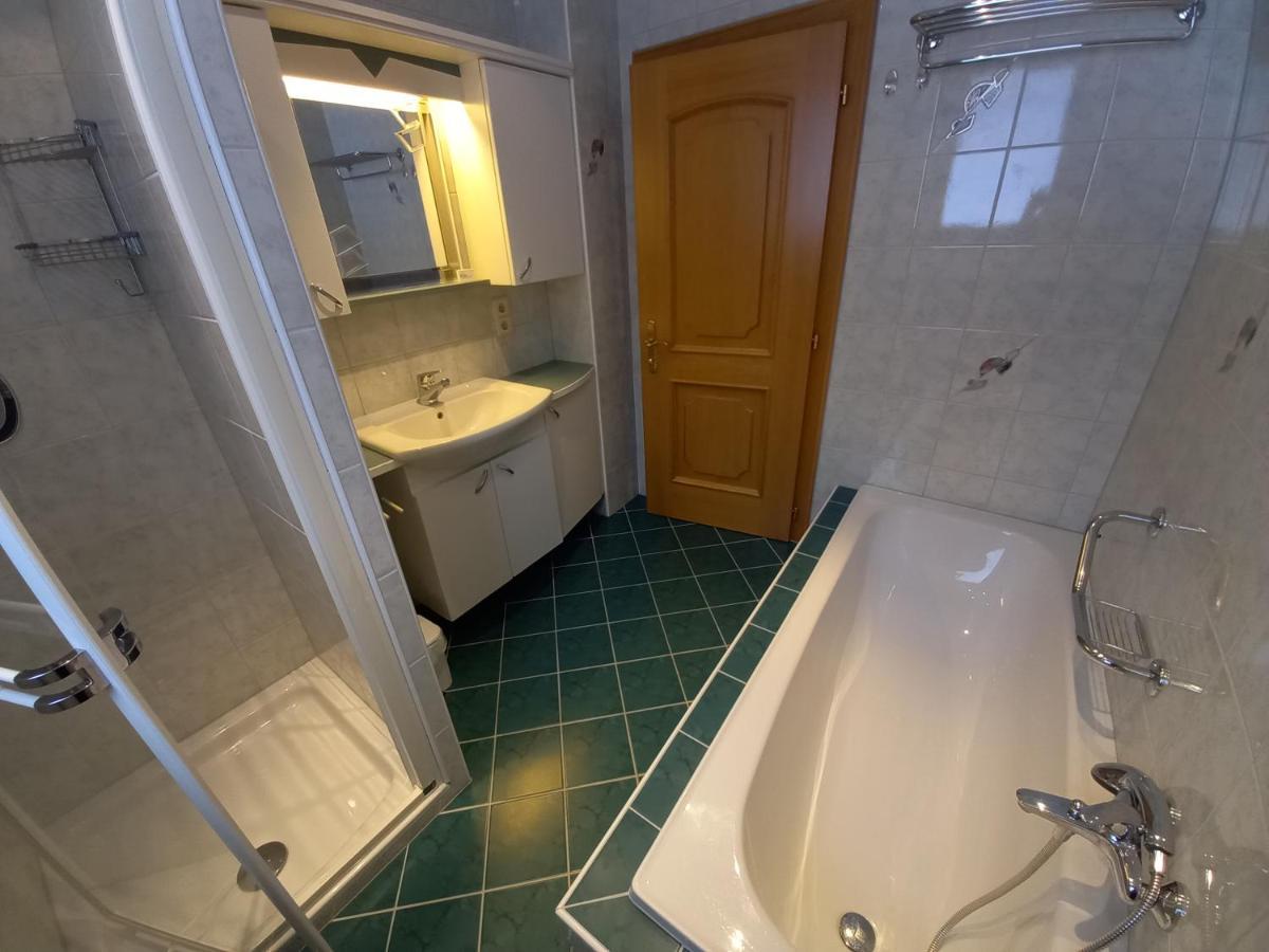 Appartement Iva Flattach Bagian luar foto